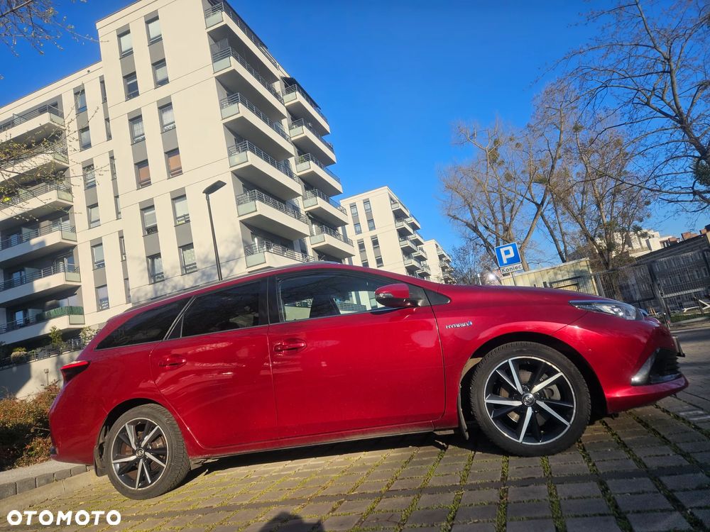 Toyota Auris Hybrid 135 Prestige - 9