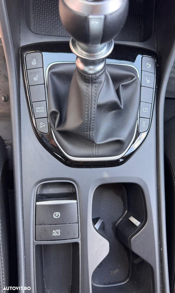 Hyundai Tucson 1.6 l 150 CP 4WD 6MT Style - 15