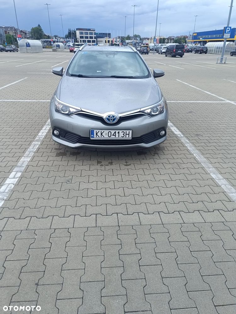 Toyota Auris Hybrid 135 Selection - 2