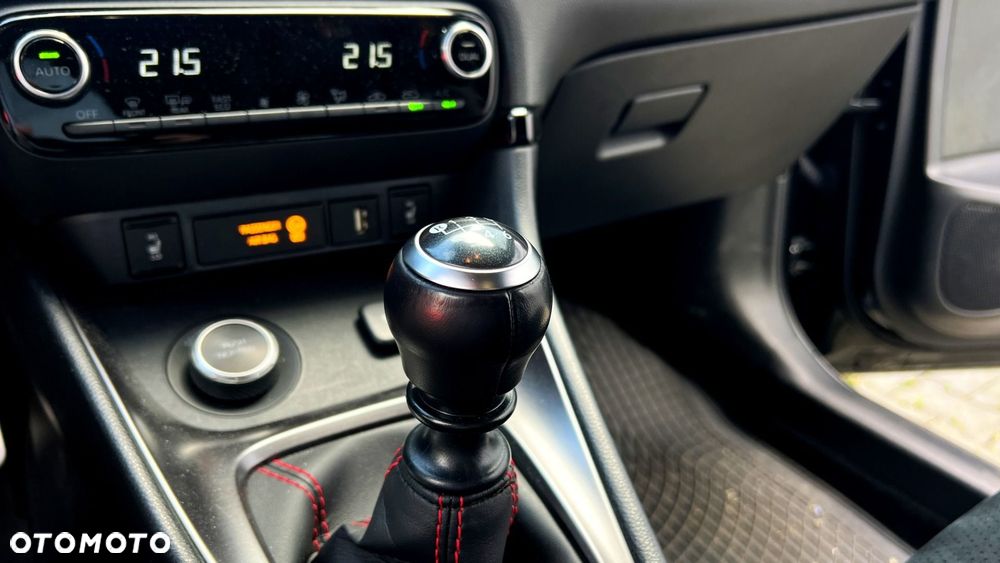 Toyota Yaris - 15