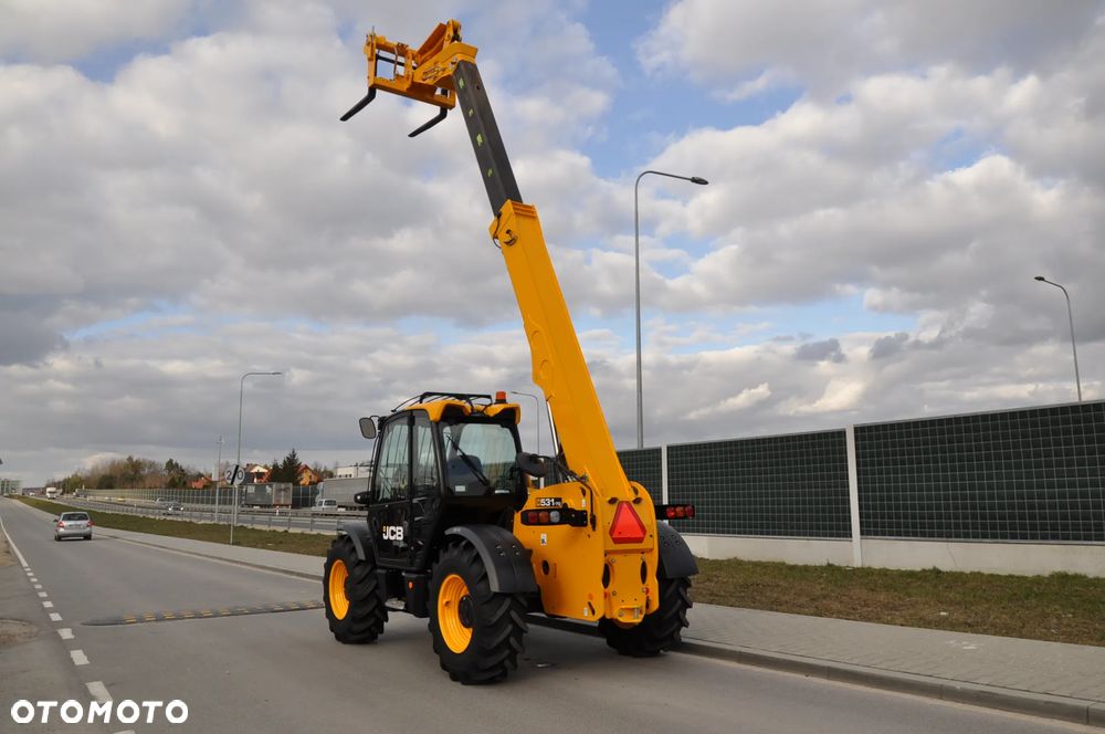 JCB 531-70 ŁADOWARKA TELESKOPOWA MAŁO MTG 546 UDŹWIG 3100 kg WYSOKOŚĆ ZAŁADUNKU 7 m NA GWARANCJI PRODUCENTA KLIMATYZACJA JAK NOWA! - 21