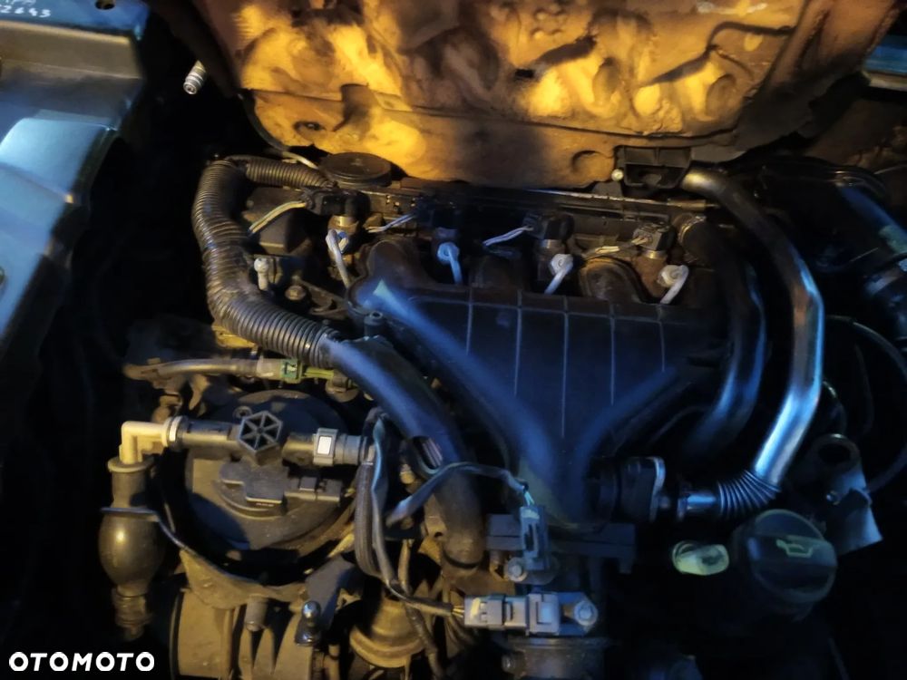 Citroën C5 2.0 HDi Confort - 14