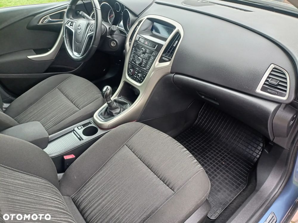 Opel Astra 1.4 Turbo - 12