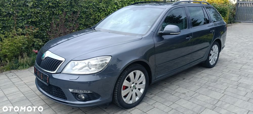 Skoda Octavia 2.0 TFSI RS DSG - 4