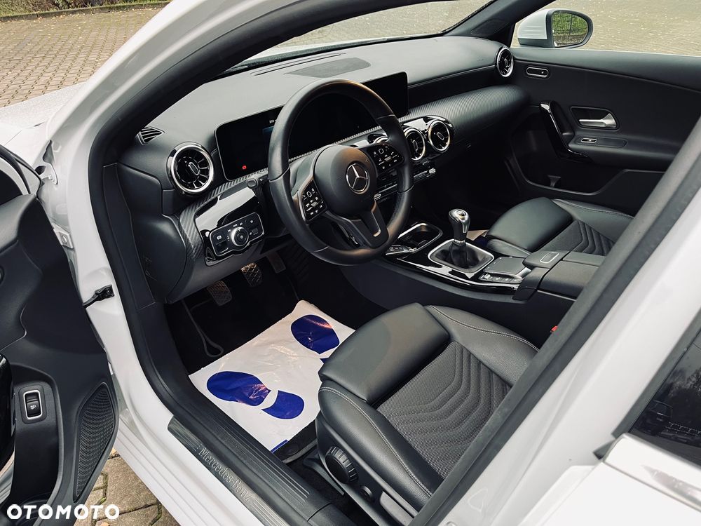 Mercedes-Benz Klasa A 200 Edition 2020 - 38