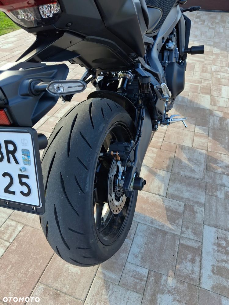 Yamaha MT - 14