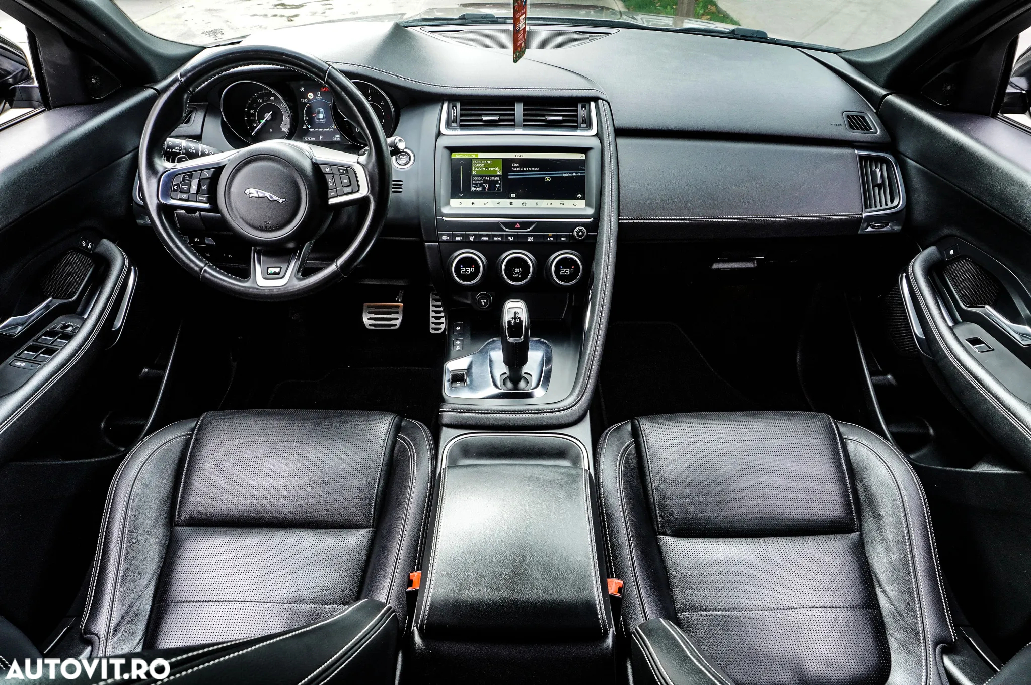 Jaguar E-Pace D240 AWD R-Dynamic S - 8