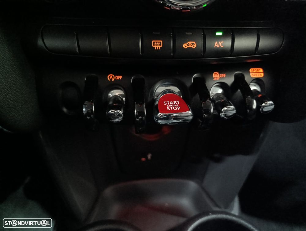 MINI 5 Portas One D - 28