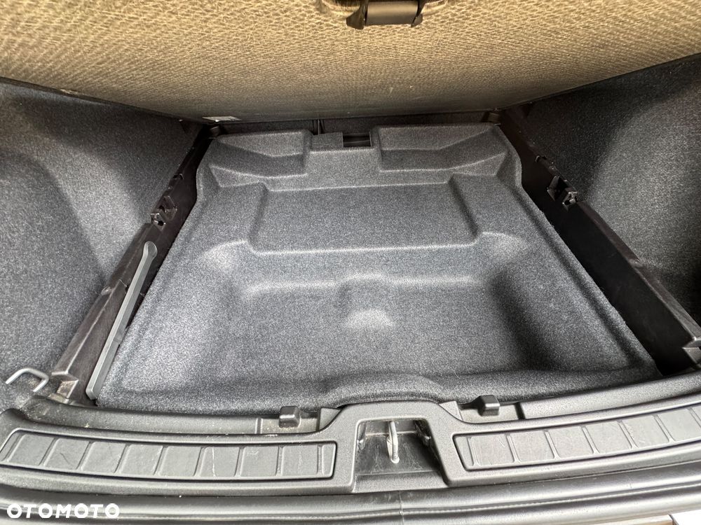 Volvo XC 40 T4 Geartronic Momentum - 9