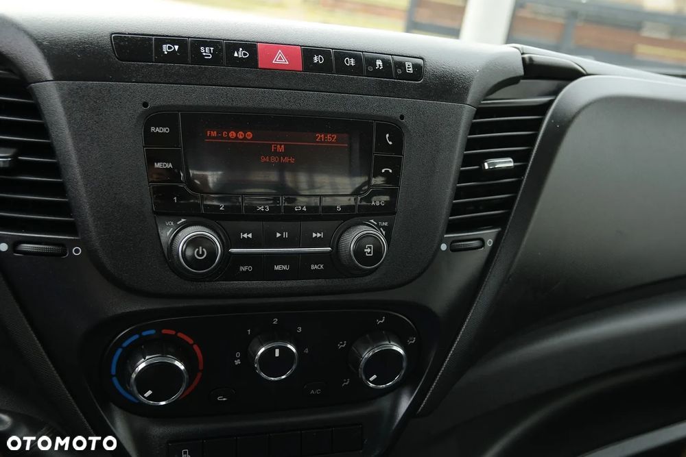 Iveco DAILY 35-150  * WYWROTKA * NISKI PRZEB: 76 000km * ZNAKOMITY STAN! - 26