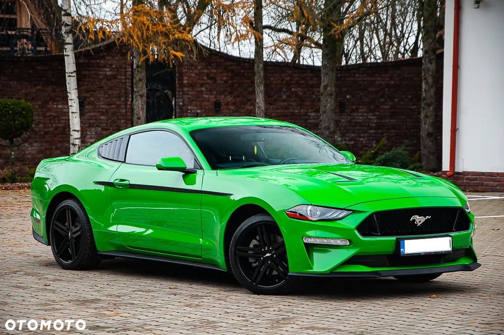 Ford Mustang - 3