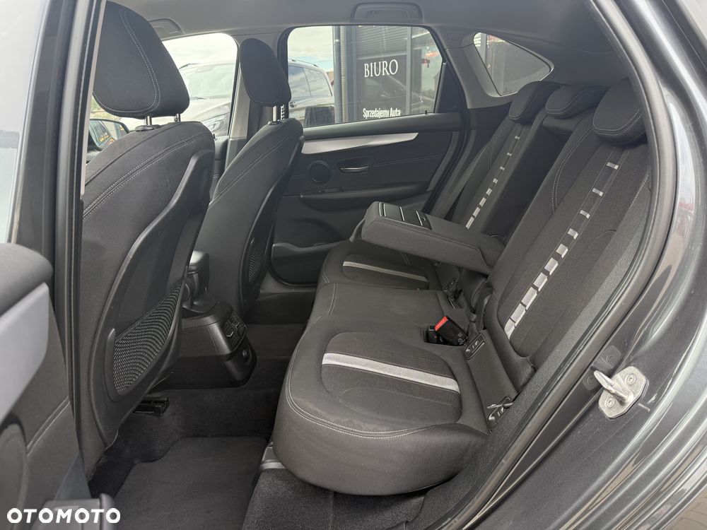 BMW Seria 2 218d GT Sport Line - 33