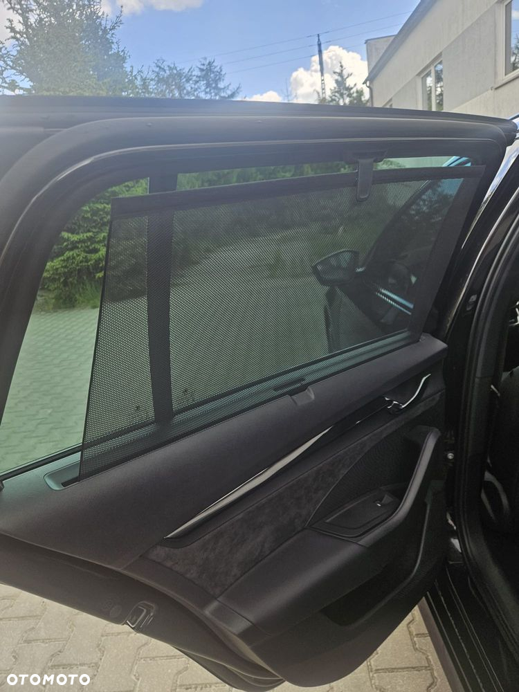Skoda Octavia 2.0 TDI DSG 4x4 RS Plus - 28