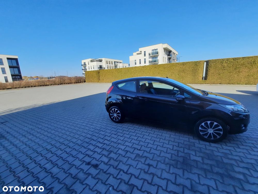 Ford Fiesta 1.25 Champions Edition - 3