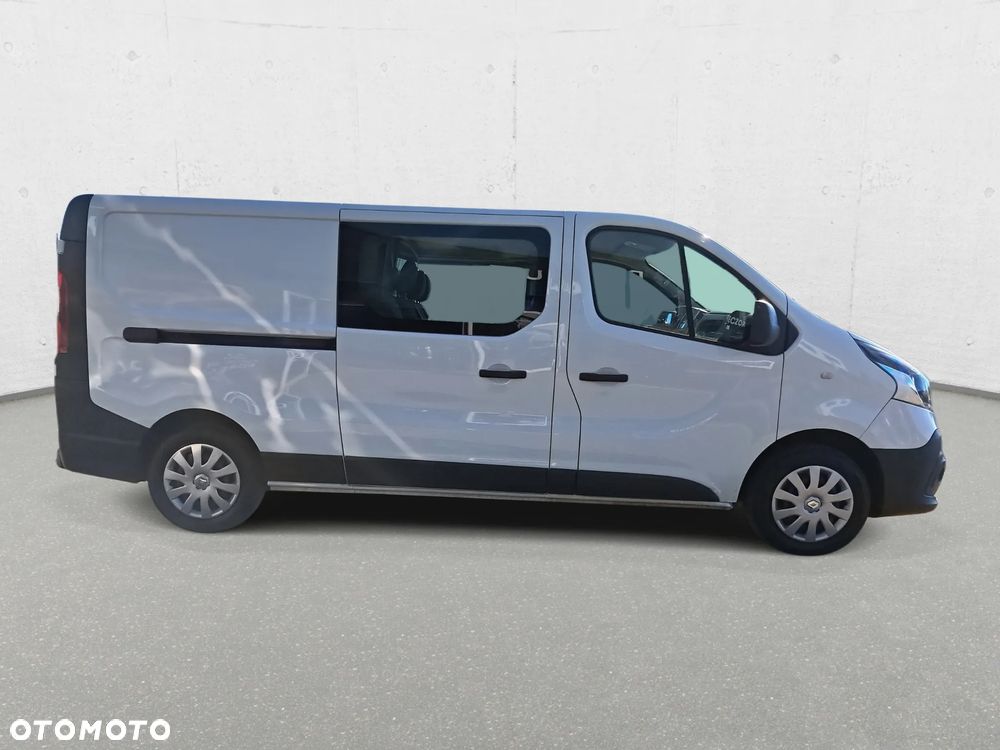 Renault Trafic Brygadowy 6 osób - 4