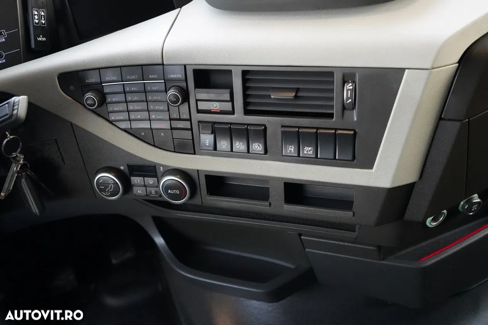 Volvo FH 460 / LOWDECK / MEGA / I-PARK COOL / I-SHIFT - 29