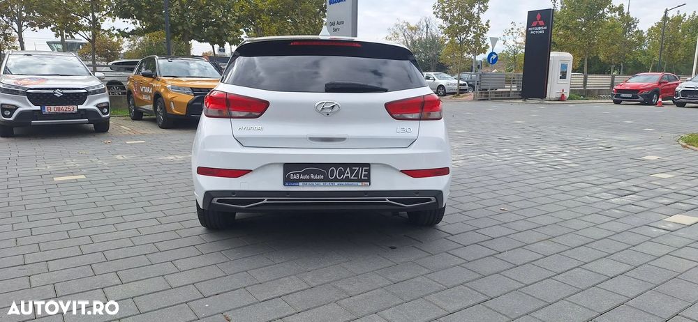 Hyundai i30 1.5 110CP 5DR M/T Highway - 5