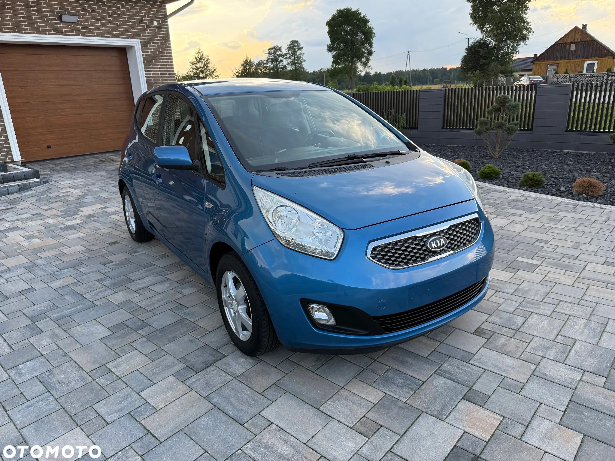 Kia Venga 1.6 Business Line - 1