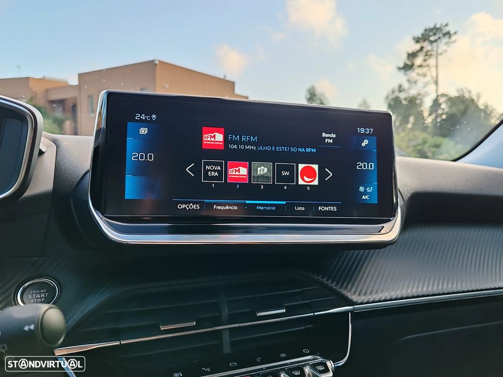 Peugeot 2008 1.5 BlueHDi Allure Pack - 17