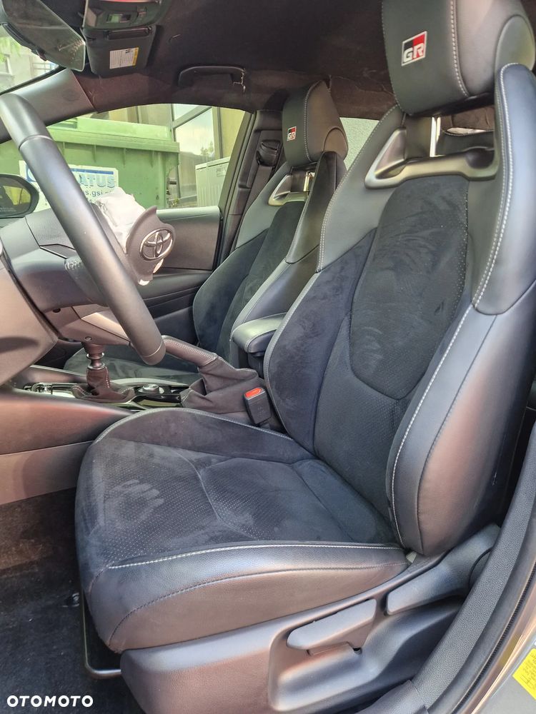 Toyota GR Corolla - 18