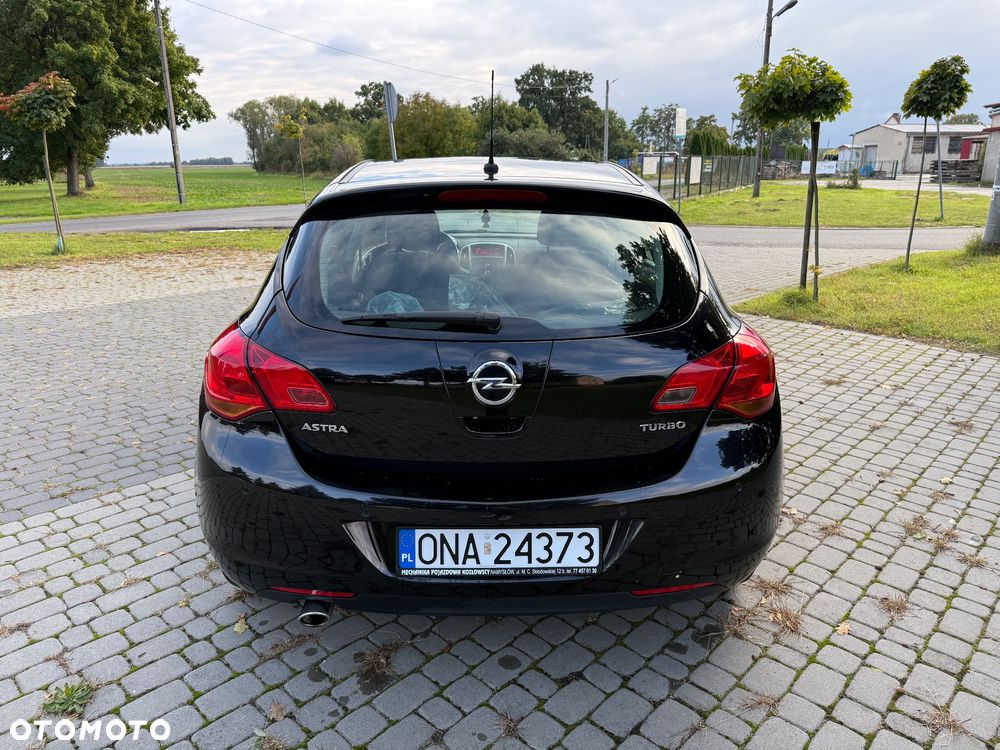 Opel Astra IV 1.4 T Cosmo - 5