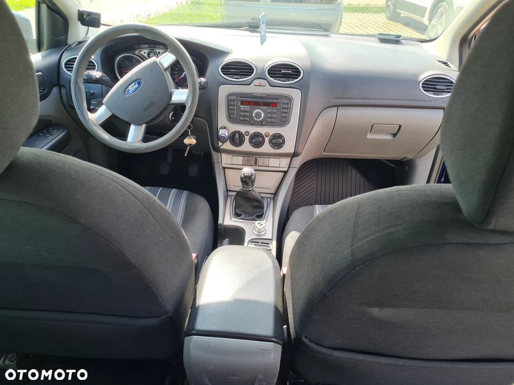 Ford Focus 1.6 TDCi cDPF Trend - 4