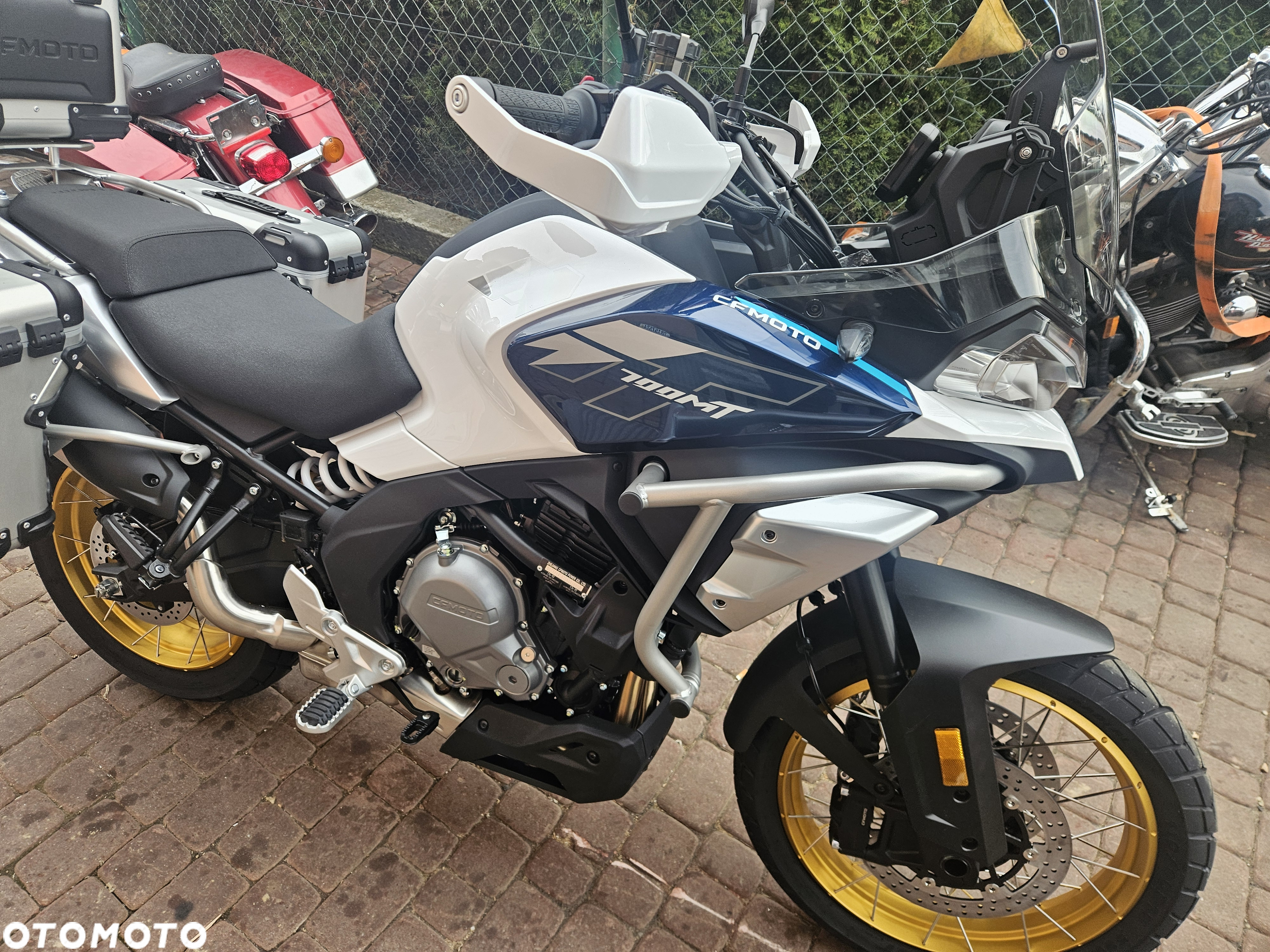 CFMoto MT - 18