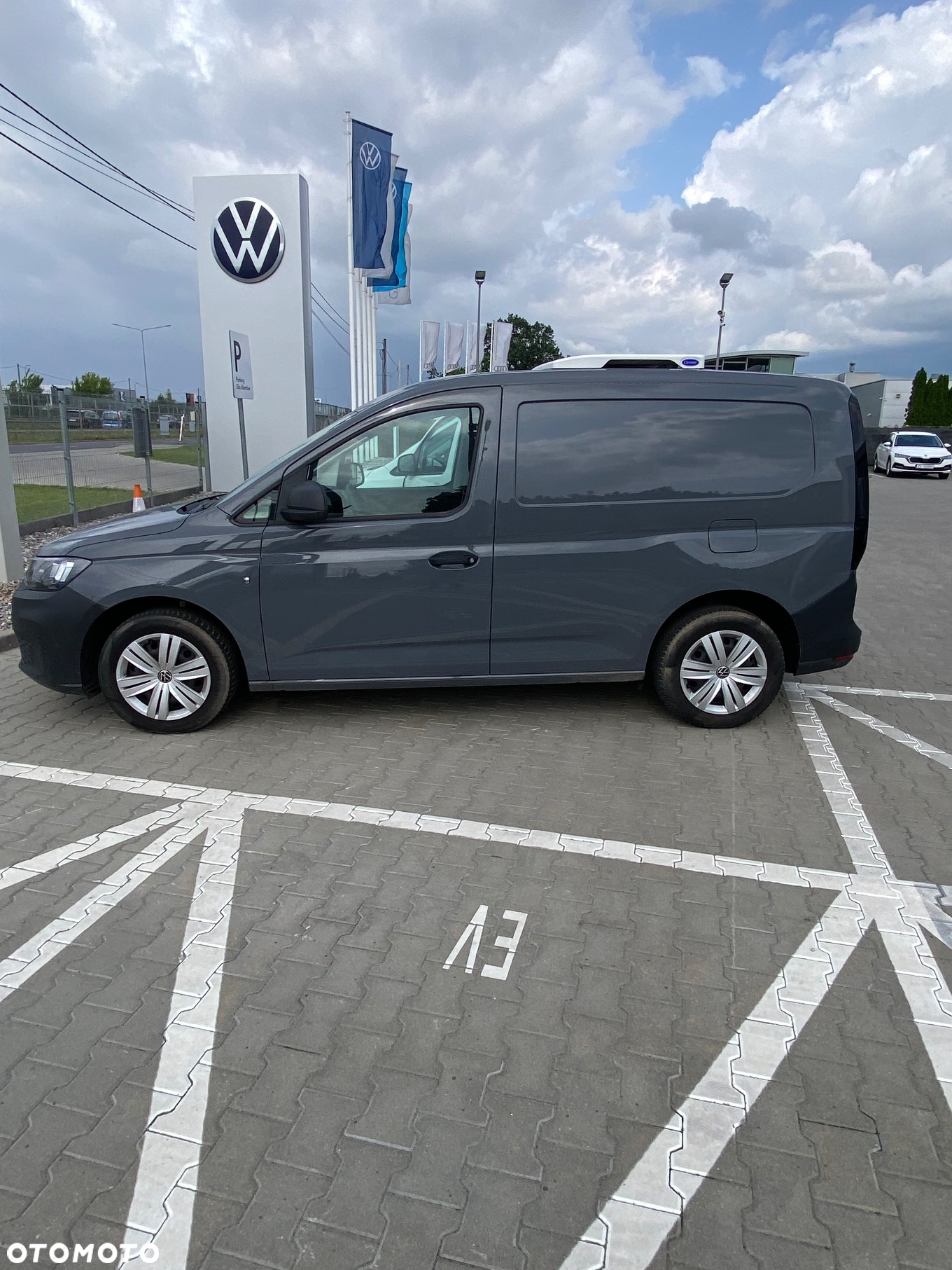 Volkswagen Caddy - 8