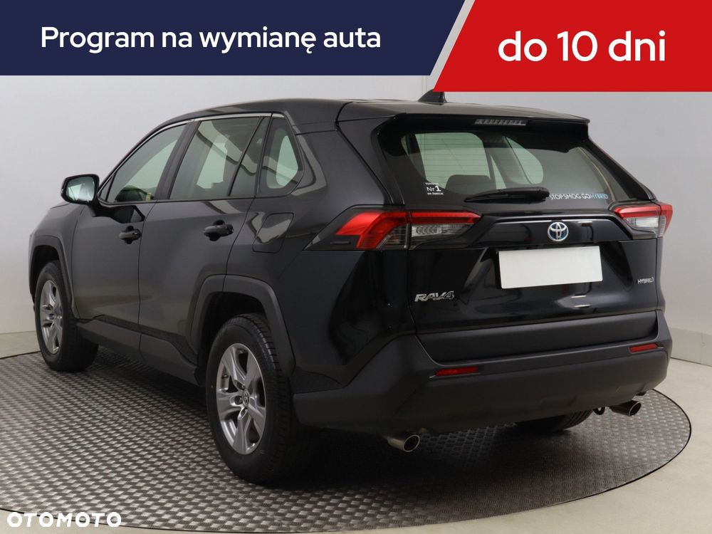 Toyota RAV4 - 6