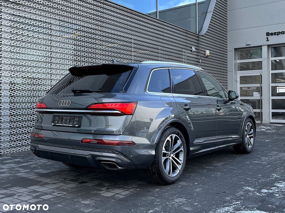 Audi Q7 - 12