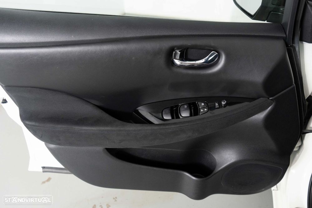 Nissan Leaf Tekna 30 kWh - 21