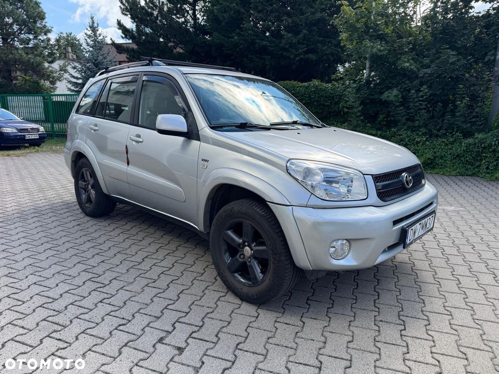 Toyota RAV4 2.0 VVT-i 4x4 - 2