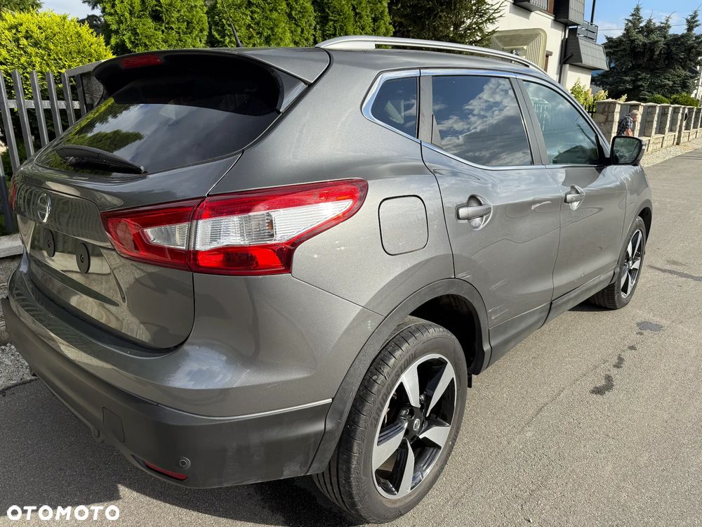 Nissan Qashqai 1.2 DIG-T Xtronic 360 - 10
