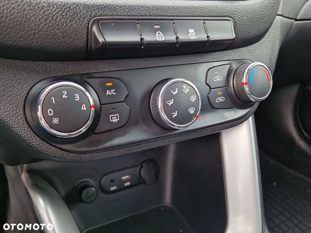 Kia Ceed 1.6 CRDi M - 17