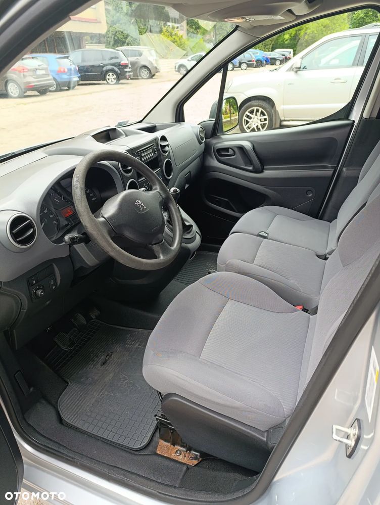 Peugeot Partner - 8