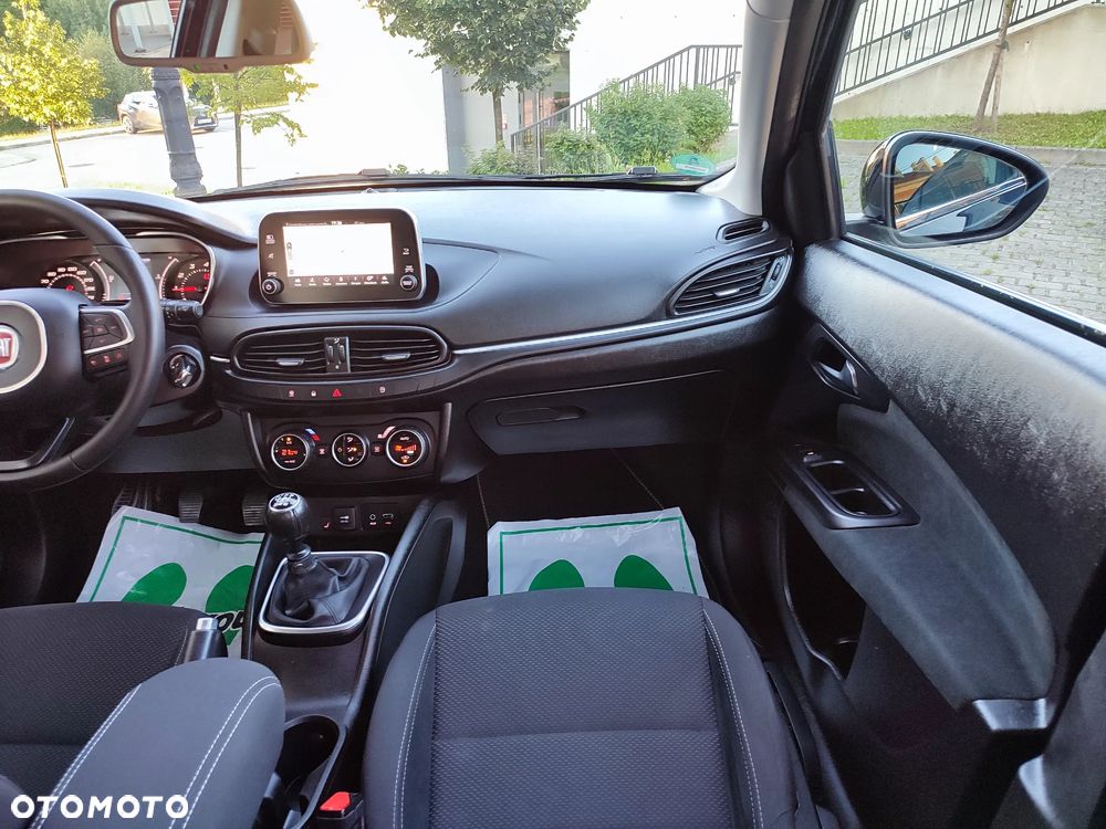 Fiat Tipo 1.4 T-Jet 16v Lounge EU6 - 25