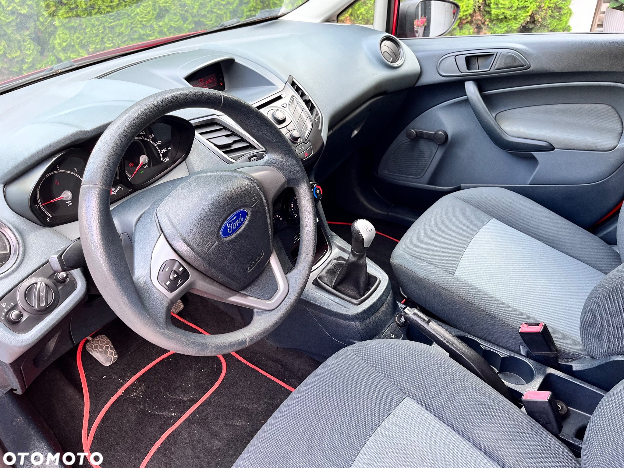 Ford Fiesta - 10