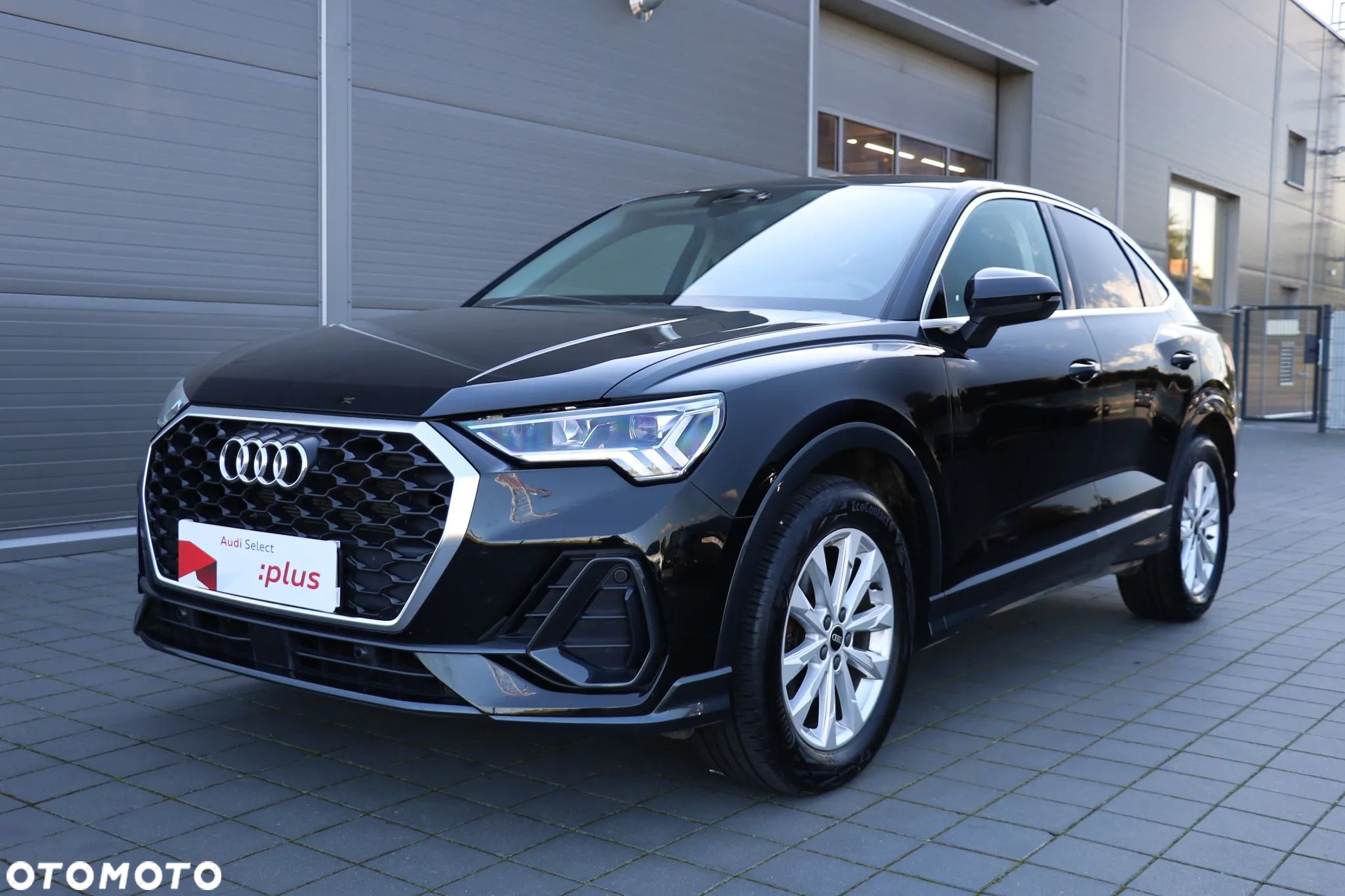 Audi Q3 35 TFSI S tronic - 1