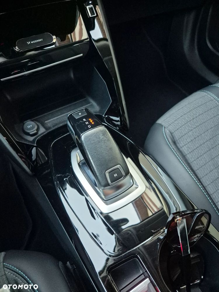 Peugeot 2008 - 13