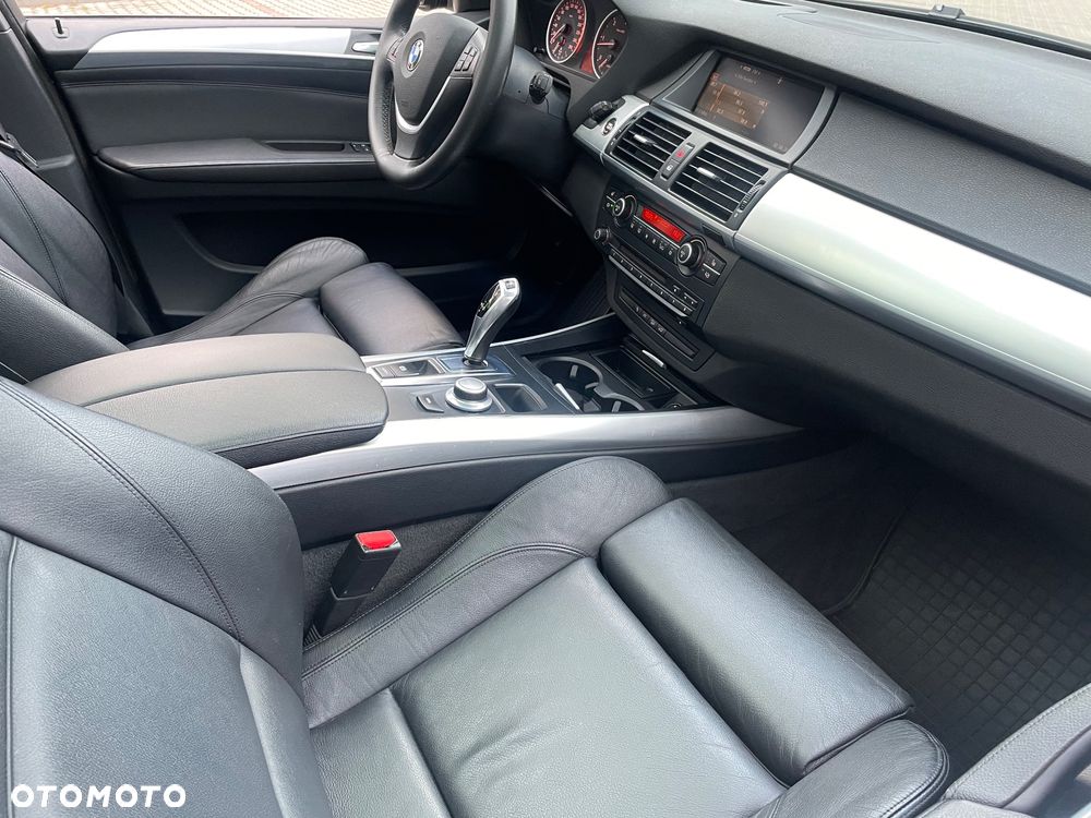 BMW X5 xDrive35d - 31