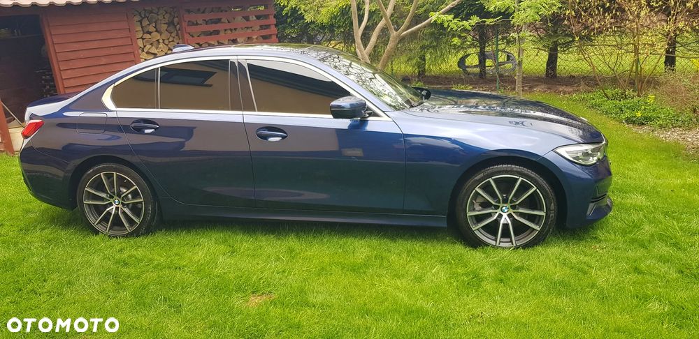 BMW Seria 3 330i Luxury Line sport - 20
