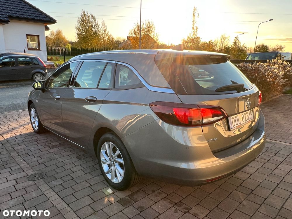 Opel Astra 1.4 Turbo Start/Stop Sports Tourer Innovation - 9