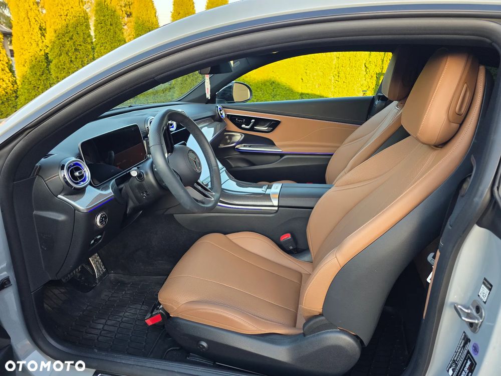 Mercedes-Benz CLE - 4