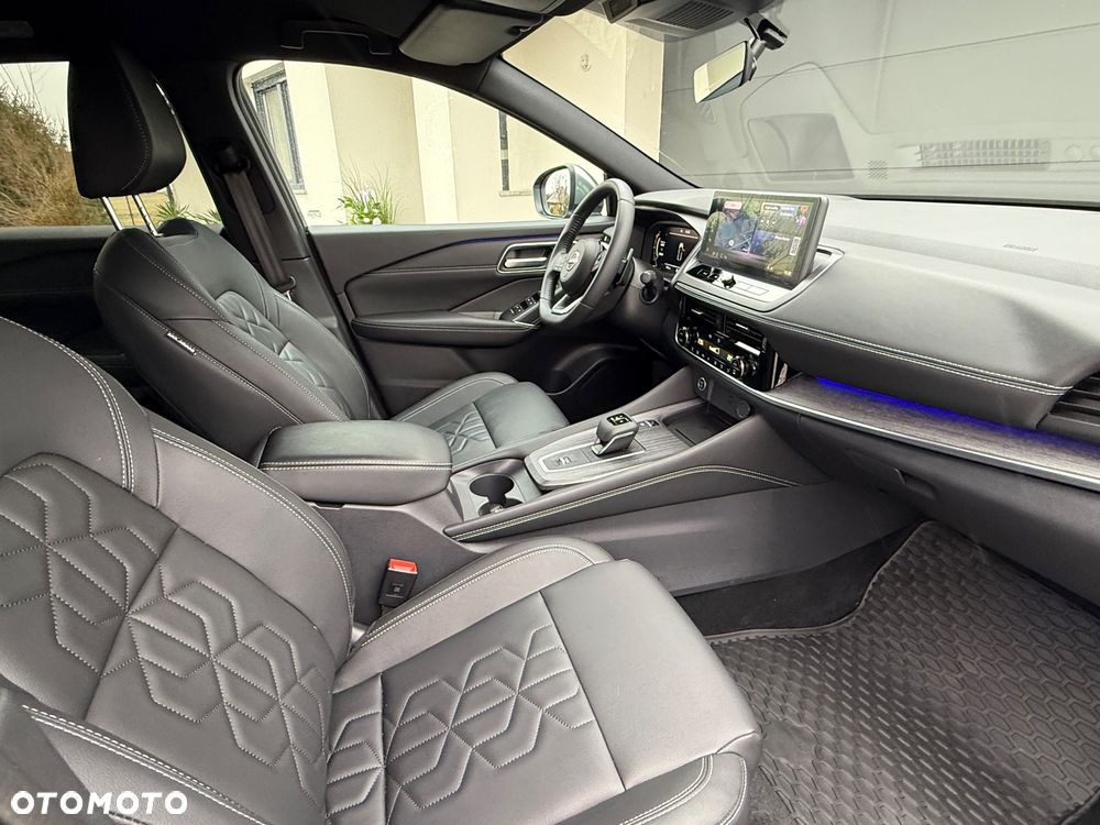 Nissan Qashqai 1.3 DIG-T MHEV Xtronic Tekna - 19