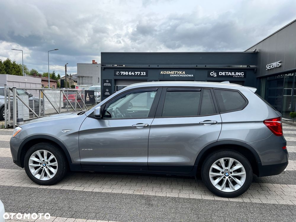 BMW X3 xDrive28i Advantage - 4