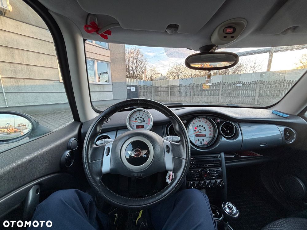 MINI Cooper Standard - 8