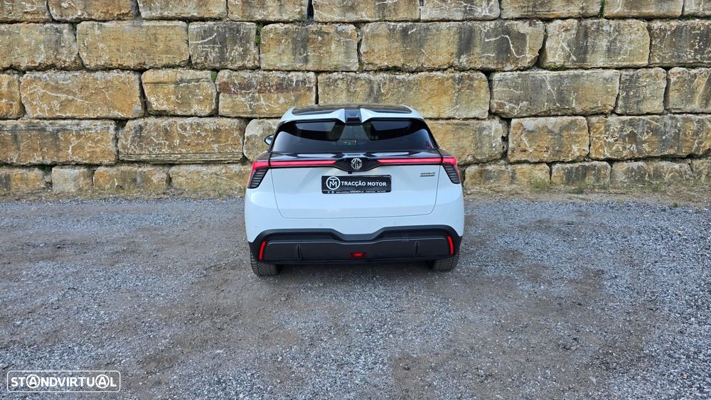 MG MG4 64 kWh Luxury - 6