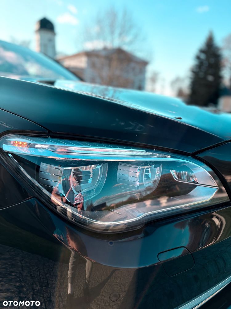 BMW Seria 7 730d xDrive Edition Exclusive - 3