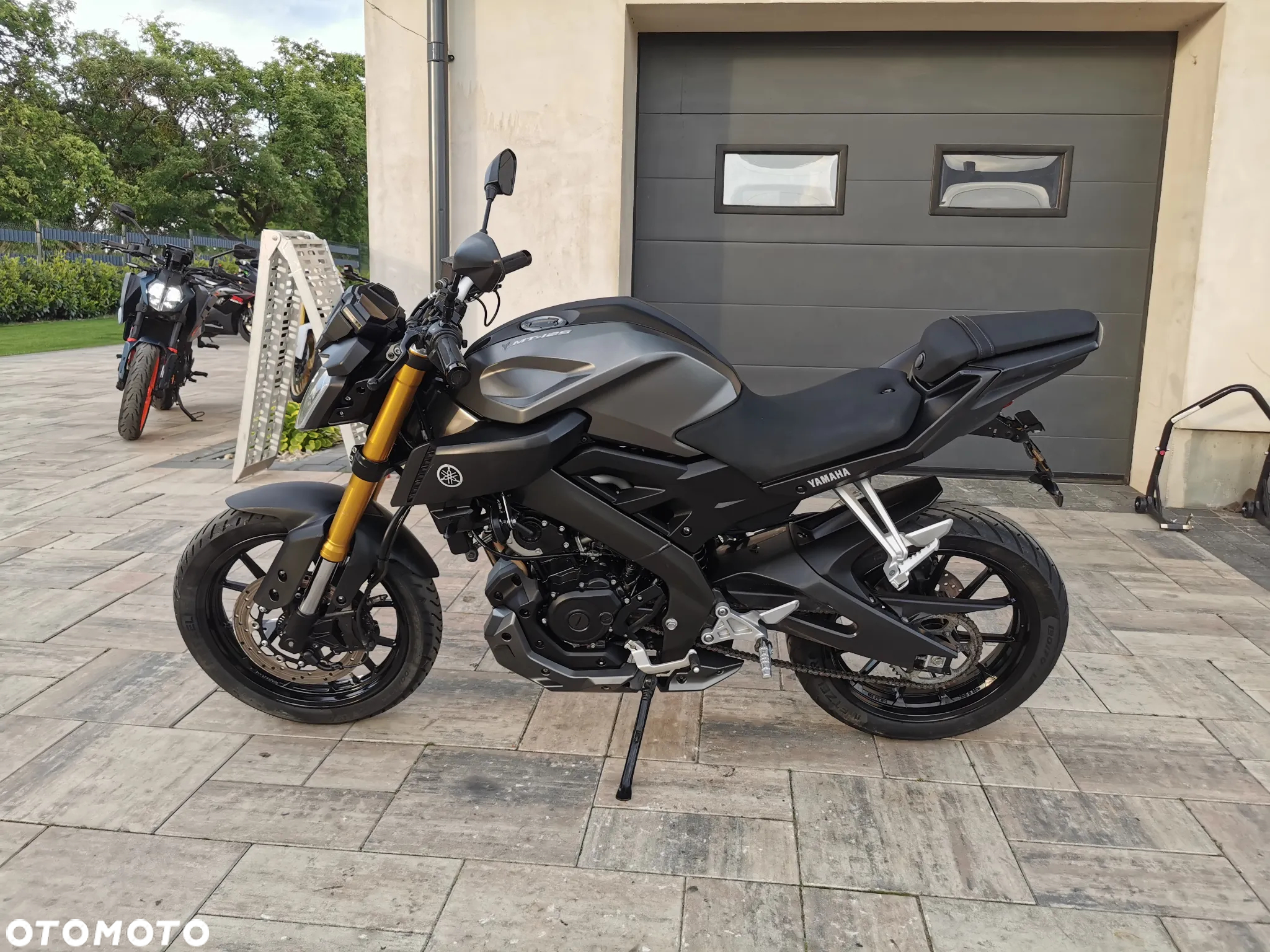 Yamaha MT - 32