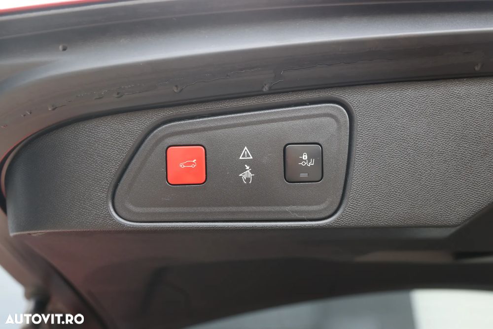 Peugeot 3008 BlueHDi 130 Stop & Start EAT8 Active - 31